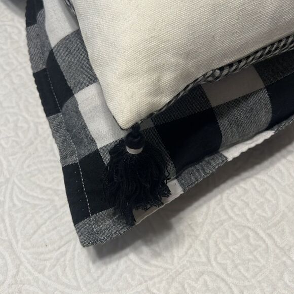 2pc Rae Dunn 20" Pillows Set "LIVE" with tassels and Buffalo plaid accents - Picture 3 of 4